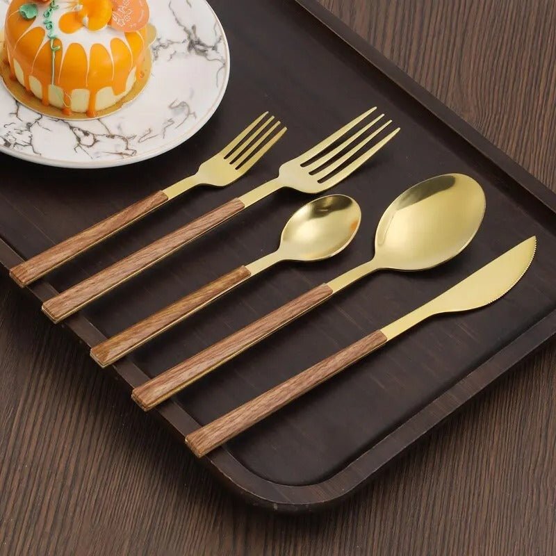 30-delige Gouden Bestekset met Houten Handvat en Elegante Afwerking 5