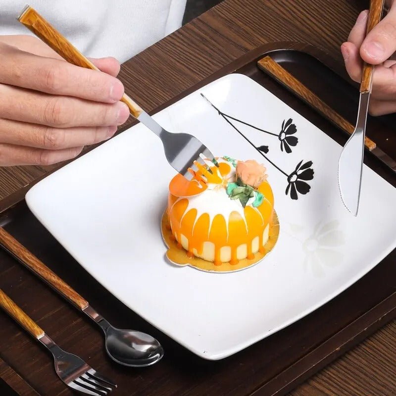 30-delige Gouden Bestekset met Houten Handvat en Elegante Afwerking 7