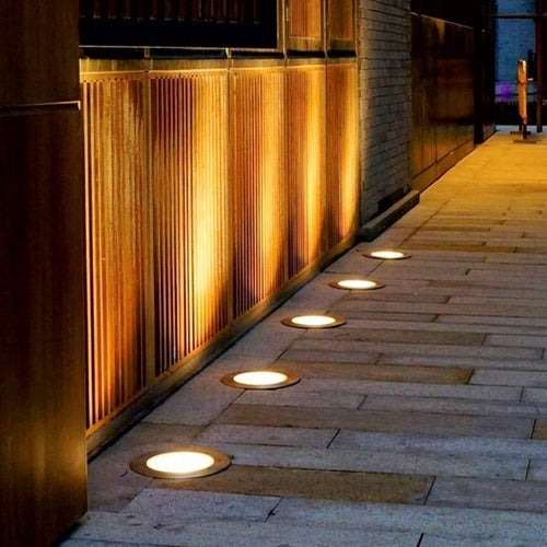 Draadloze Solar Tuinverlichting LED – Luxe Tuinlamp voor Sfeervolle Buitenruimtes