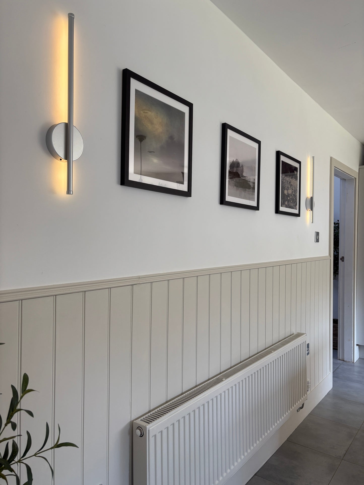 Draadloze Tafellamp met 360° Rotatie en Dimbare Verlichting 4