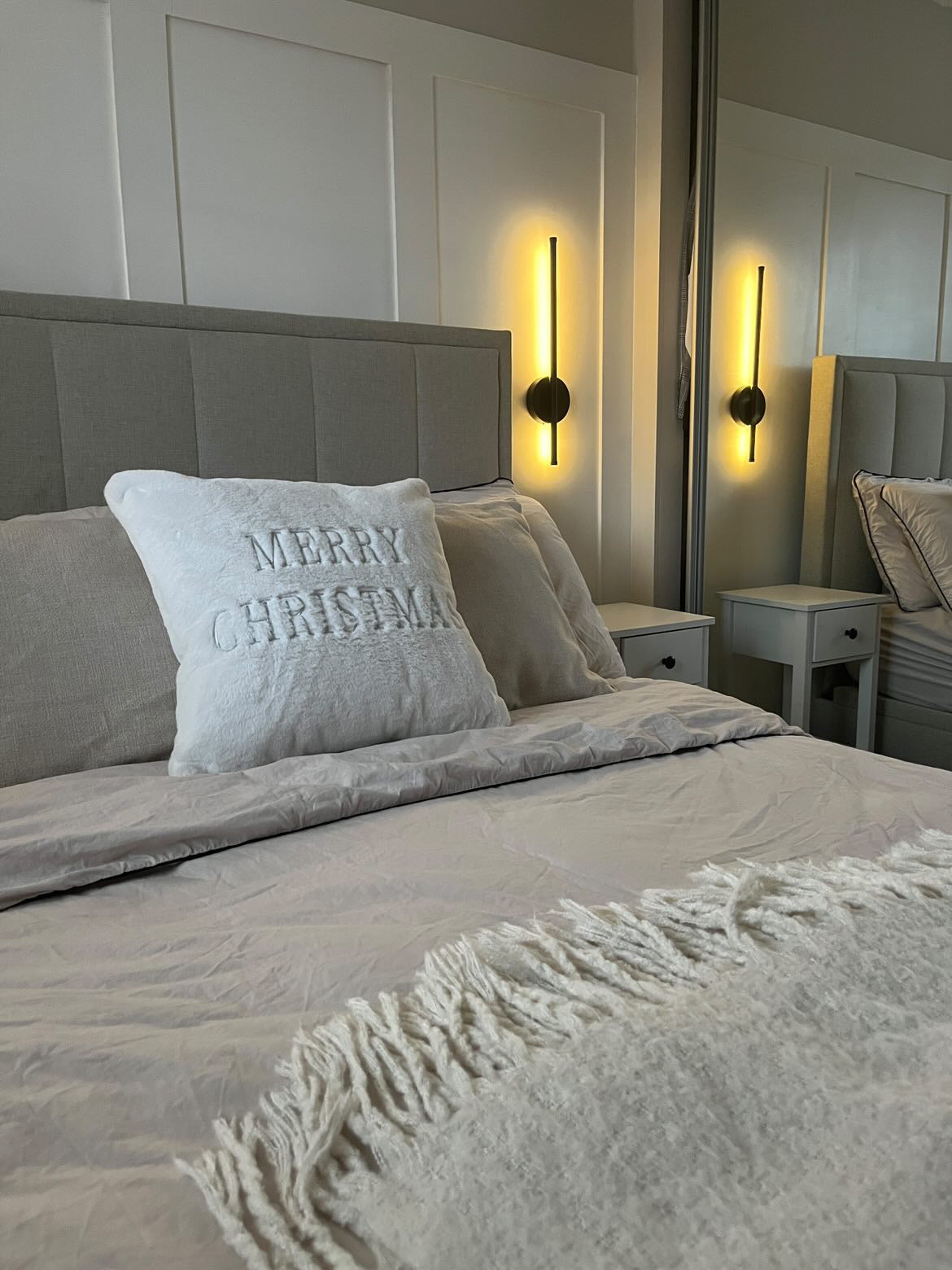 Draadloze Tafellamp met 360° Rotatie en Dimbare Verlichting 8