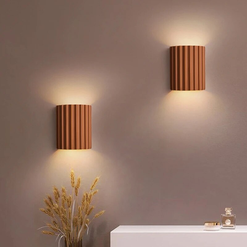Minimalistische Wandlamp van Hars Oranje