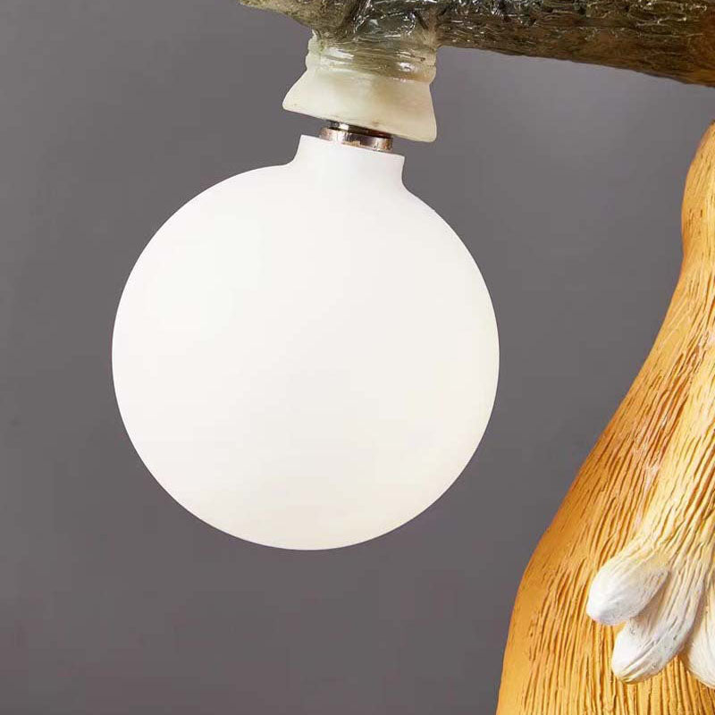 Eiken Tafellamp met Natuurlijke Inspiratie en Energiezuinige LED Verlichting 3