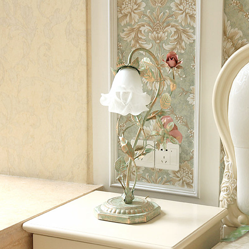 Groene Nachttafel Lamp met Bloemendecoratie – Shabby Chic Stijl voor Slaapkamer, Verstelbare Hoogte 5