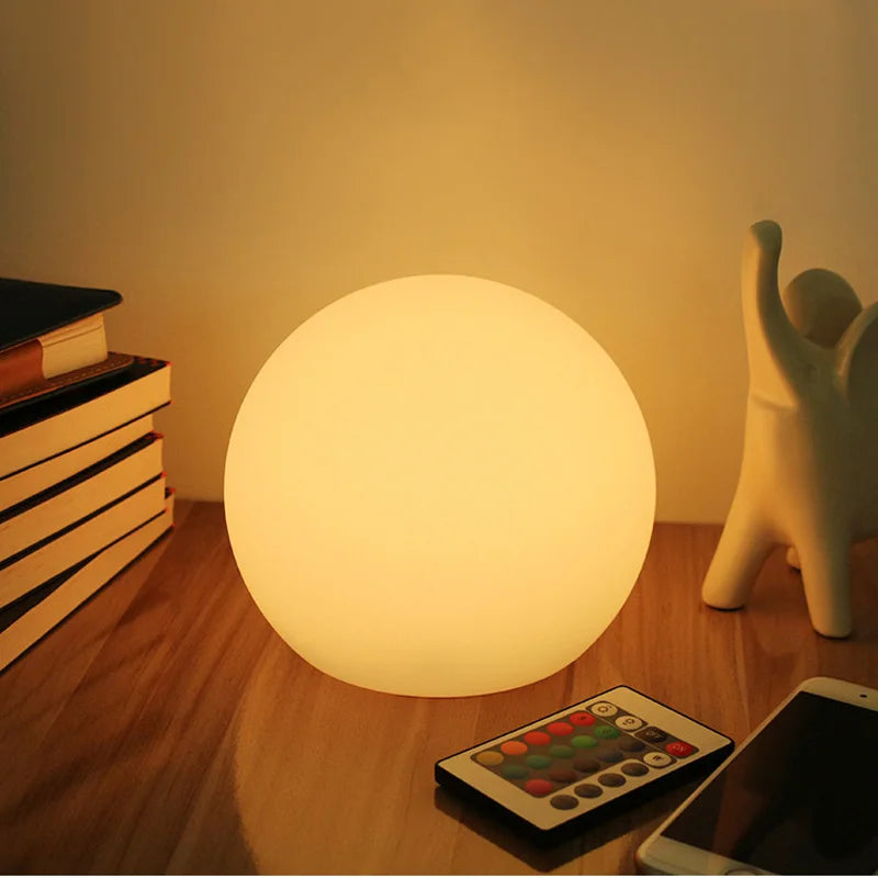 Oplaadbare Tafellamp met 16 Kleuren en Draadloze Functionaliteit – LED AuraBall