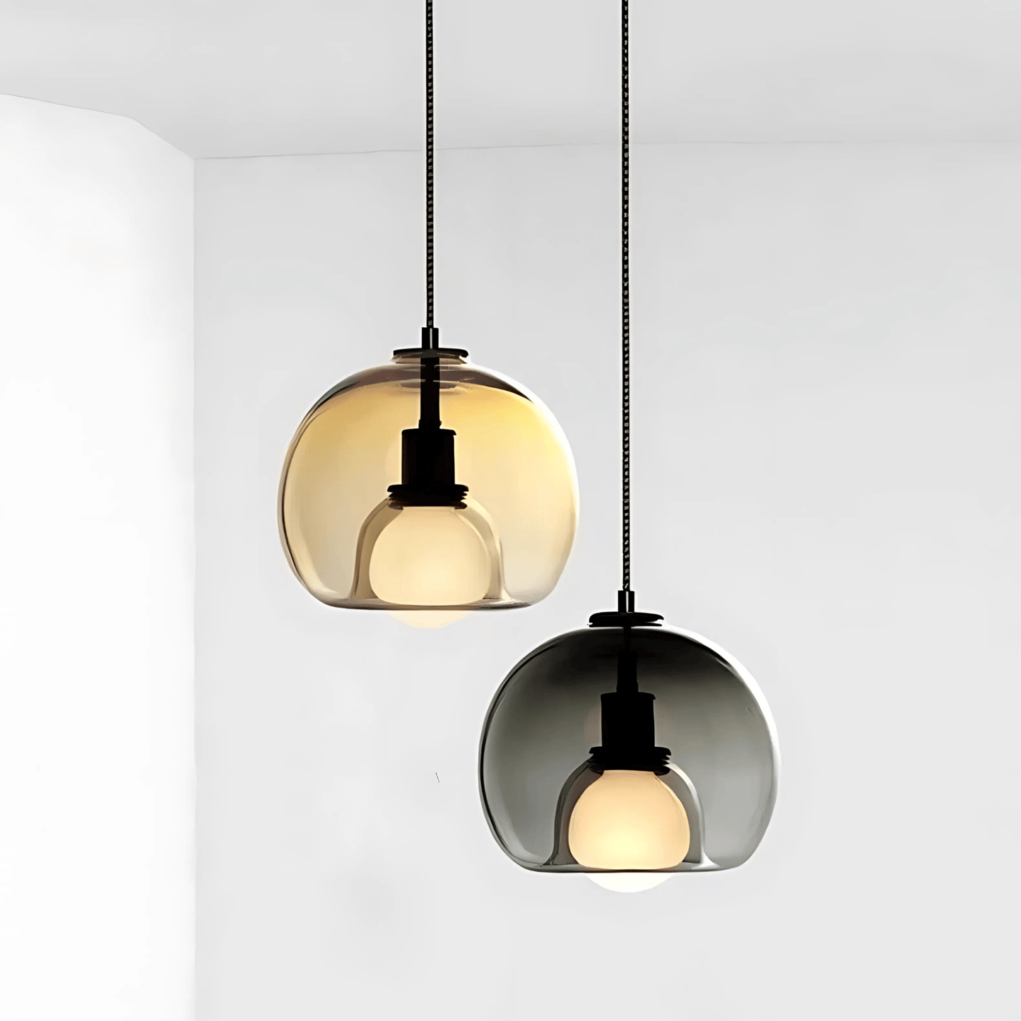 Handgeblazen Glazen Hanglamp voor Eettafel – Clyde Collectie in Rookgrijs, Helder en Amber 1