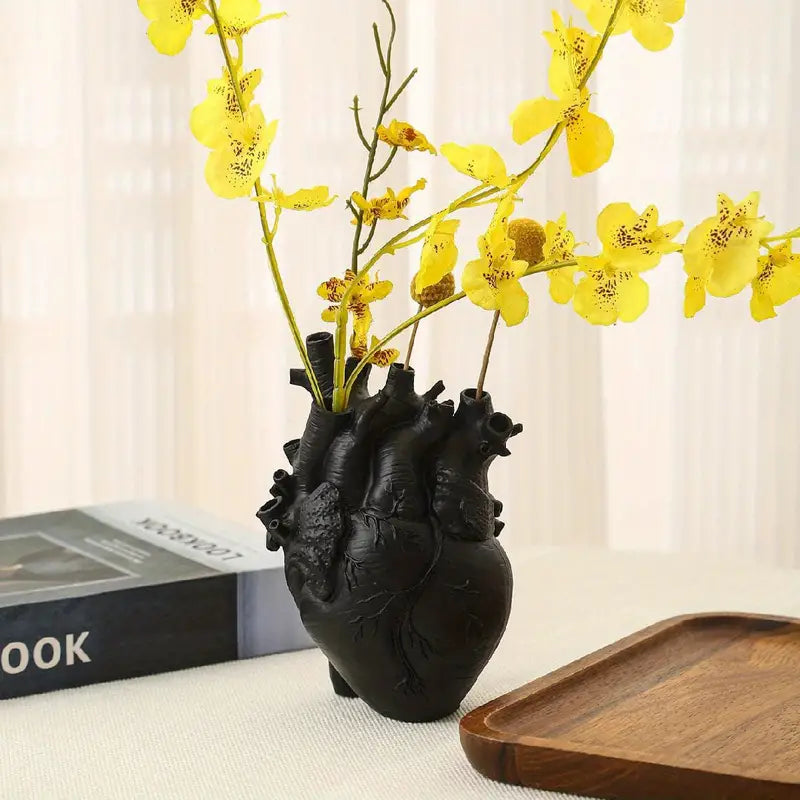 Hartvormig Vaasje in Diverse Kleuren – Klein Gekleurd Vaasje voor Bloemen Decoratie 3