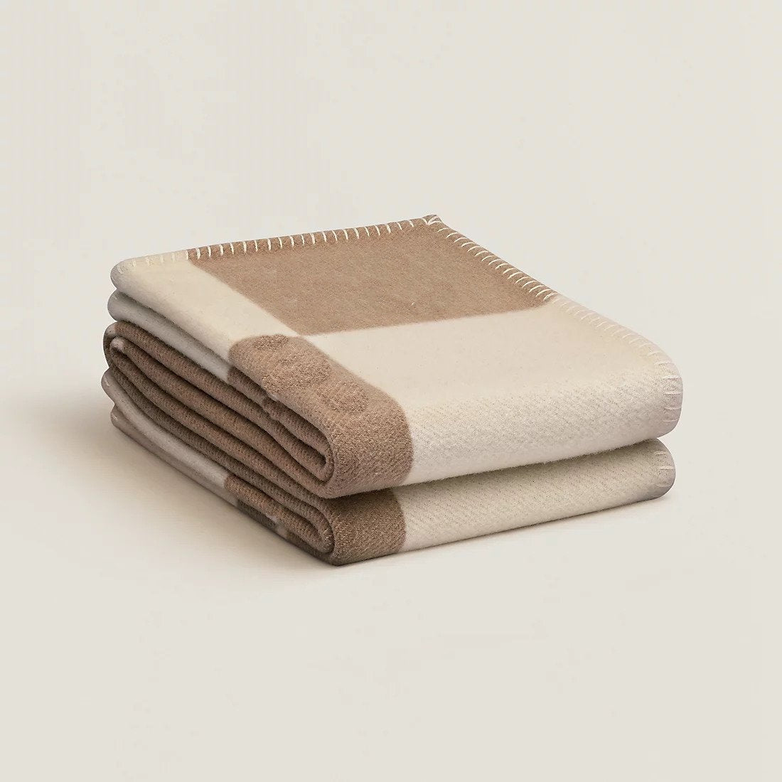 Luxe Dekbedovertrek van 70% Wol en 30% Kasjmier – Elegante Plaid voor Comfort en Warmte 2