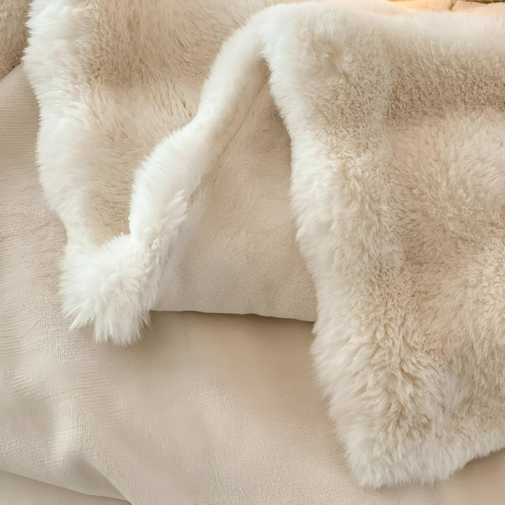 Luxe Fleece Deken 100x160cm – Fluffy Fleece Deken voor Comfort en Warmte Binnen en Buiten 2