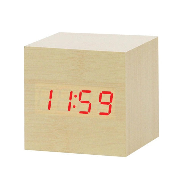 Minimalistische Digitale Wekker met Spraakbesturing en Helder LED-Display voor Slaapkamer 4