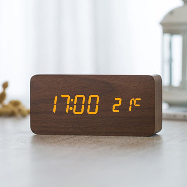 Minimalistische Digitale Wekker met Spraakbesturing en Helder LED-Display voor Slaapkamer 6