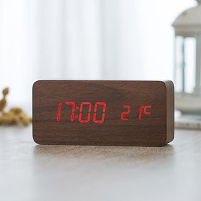 Minimalistische Digitale Wekker met Spraakbesturing en Helder LED-Display voor Slaapkamer 8