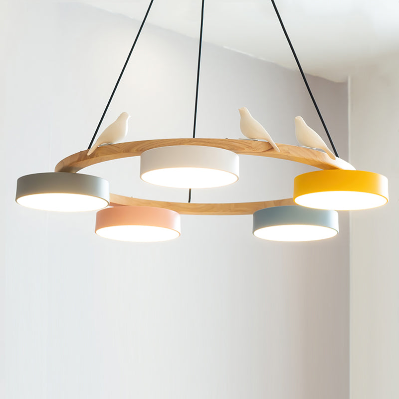 Moderne Kroonluchter van Hout met Vogelfiguren en LED Verlichting – Ronde Plafondlamp voor Woonkamer en Eetkamer 11