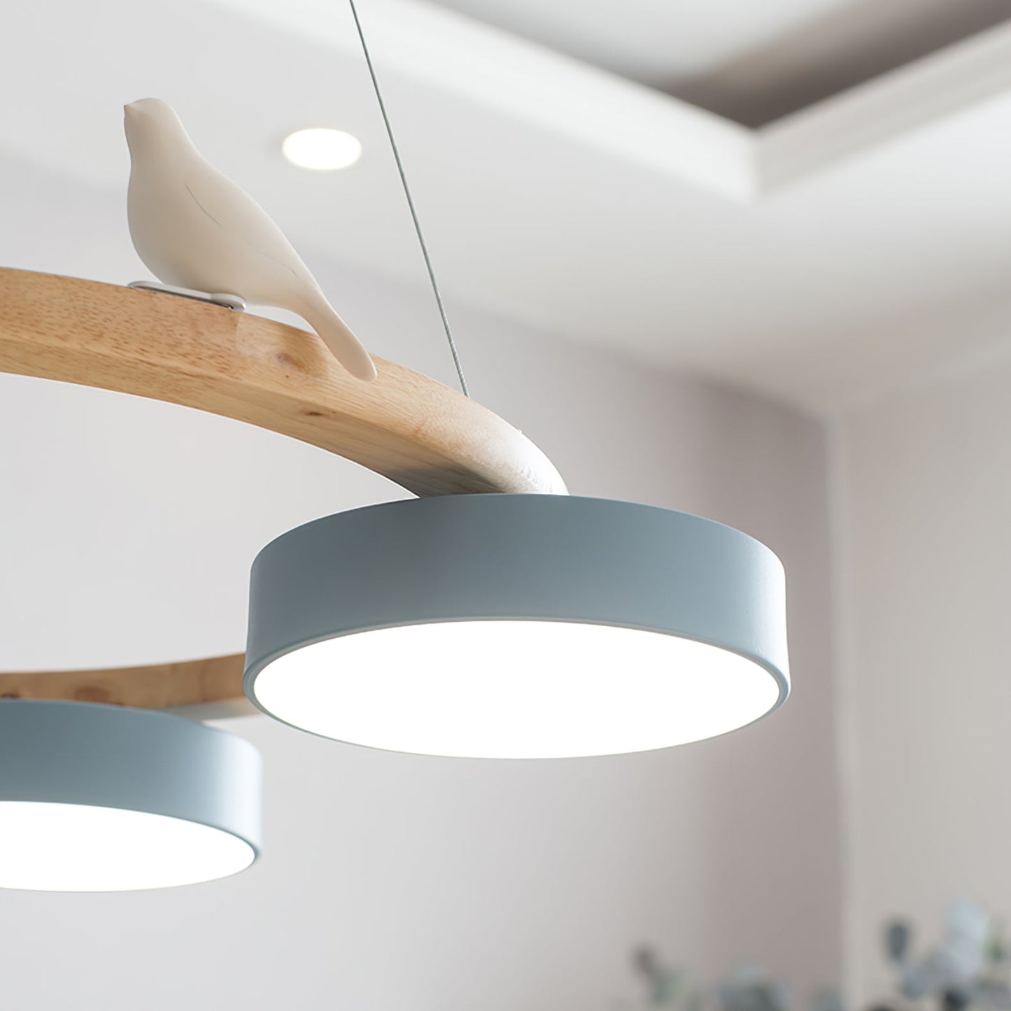 Moderne Kroonluchter van Hout met Vogelfiguren en LED Verlichting – Ronde Plafondlamp voor Woonkamer en Eetkamer 3