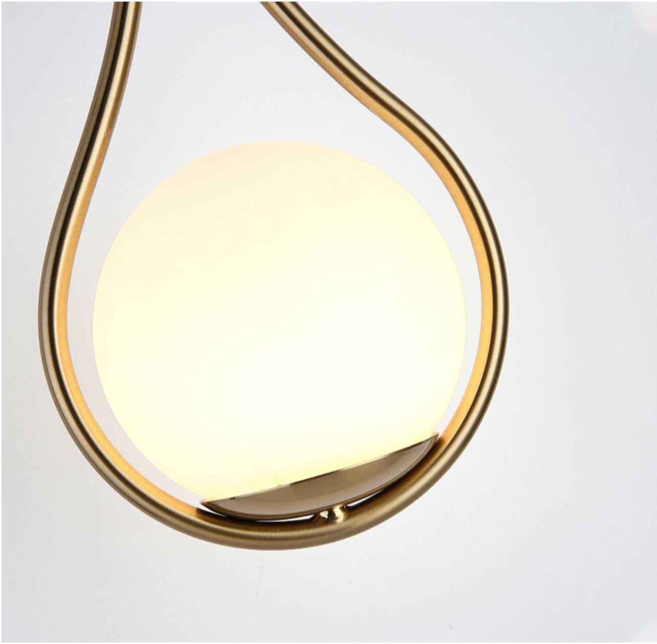 Moderne Wandlamp Zwart en Goud – Minimalistische Muurlamp voor Binnen met Stijl en Functionaliteit 4