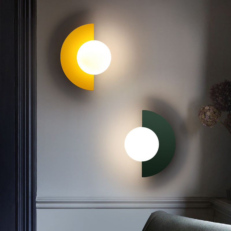 Moderne Wandlamp Zwart met Glazen Halfronde Schaduw voor Binnen – Minimalistische Muurlamp 3