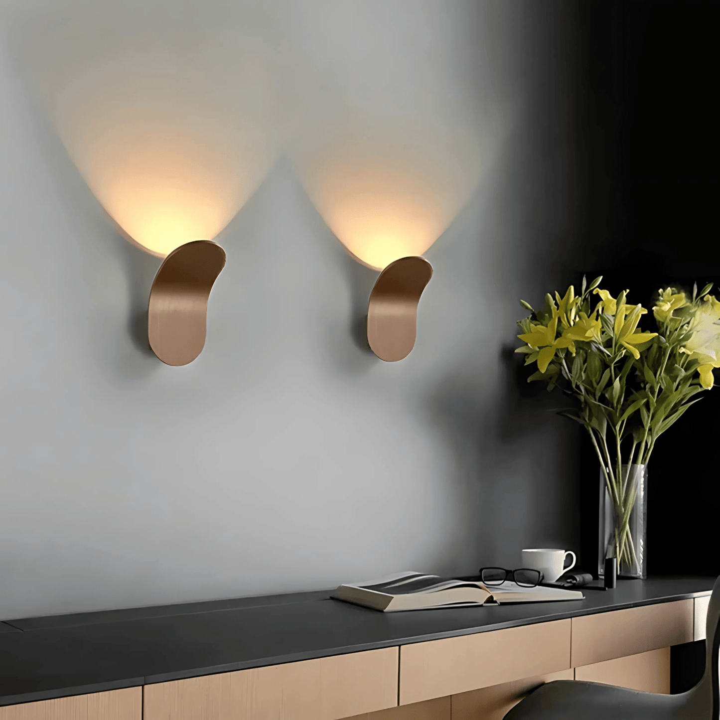 Moderne Wandlamp Zwart met LED Verlichting – Elegant Metaal voor Binnengebruik 6