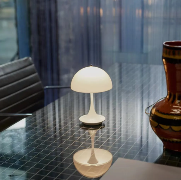 Elegante Tafellamp voor Woonkamer en Slaapkamer