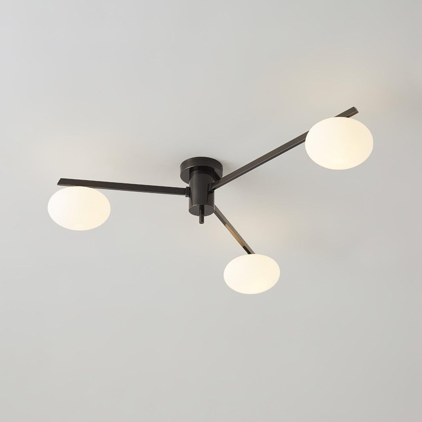 Plafondlamp met Minimalistisch Ontwerp en Ovale Glazen Bol voor Slaapkamer 7