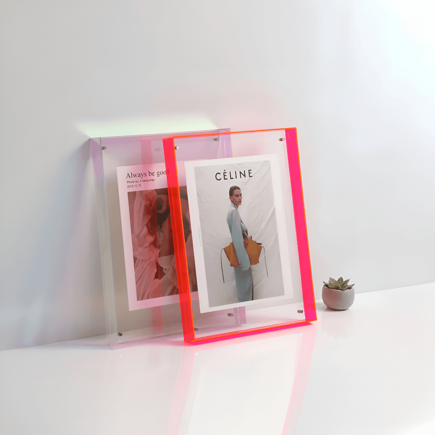Transparante Fotolijst van Acryl met Minimalistisch Ontwerp en Vrijstaande Montage 1