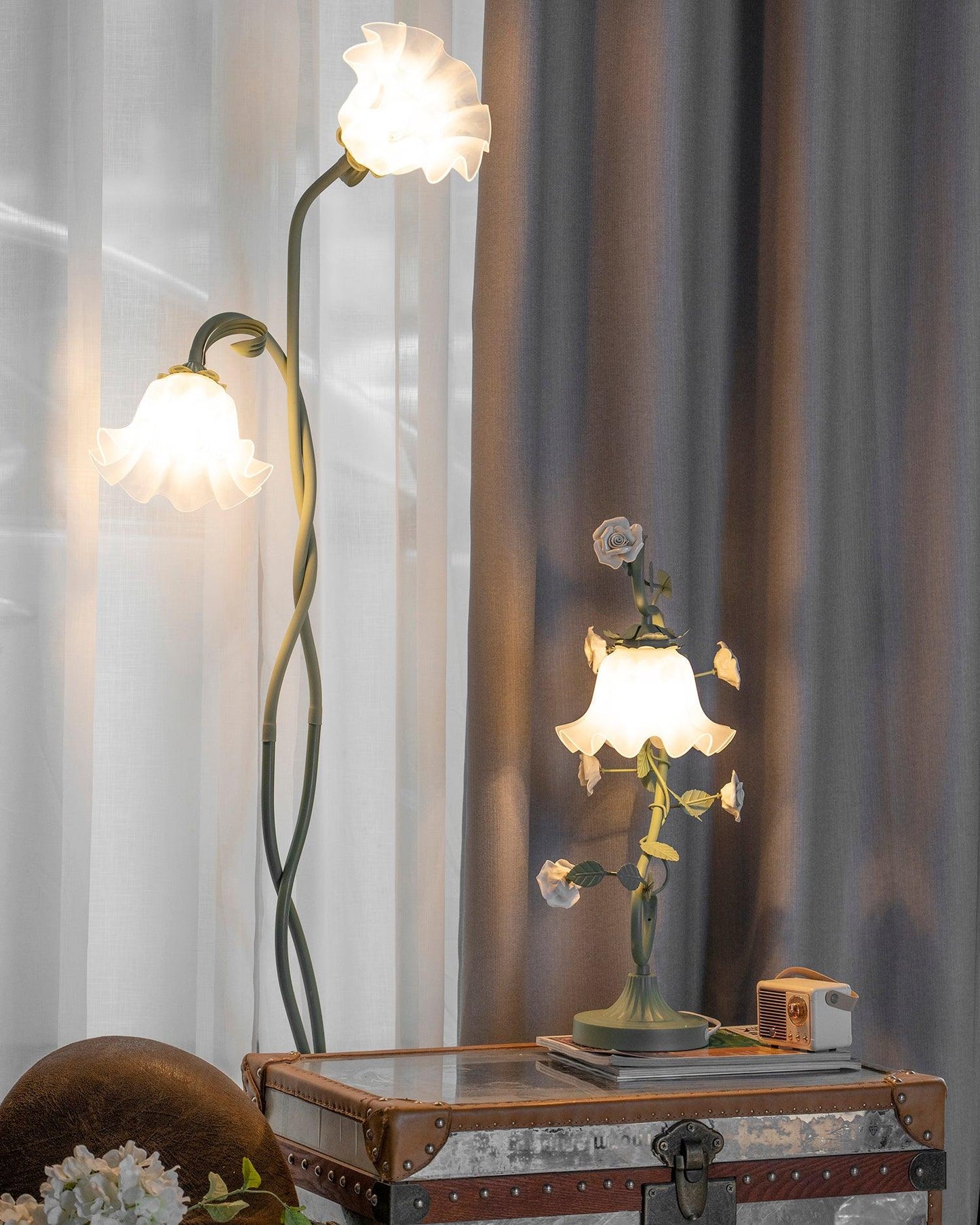 Vloerlamp Calla Bloemen - Matte Groene Staande Lamp met Witte Bloemen voor Woonkamer Decoratie 3