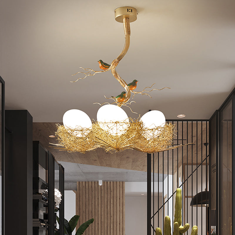 Witte Glazen Kroonluchter met Gouden Accenten – Moderne Kristallen Kroonluchter voor Art Deco Interieur 8