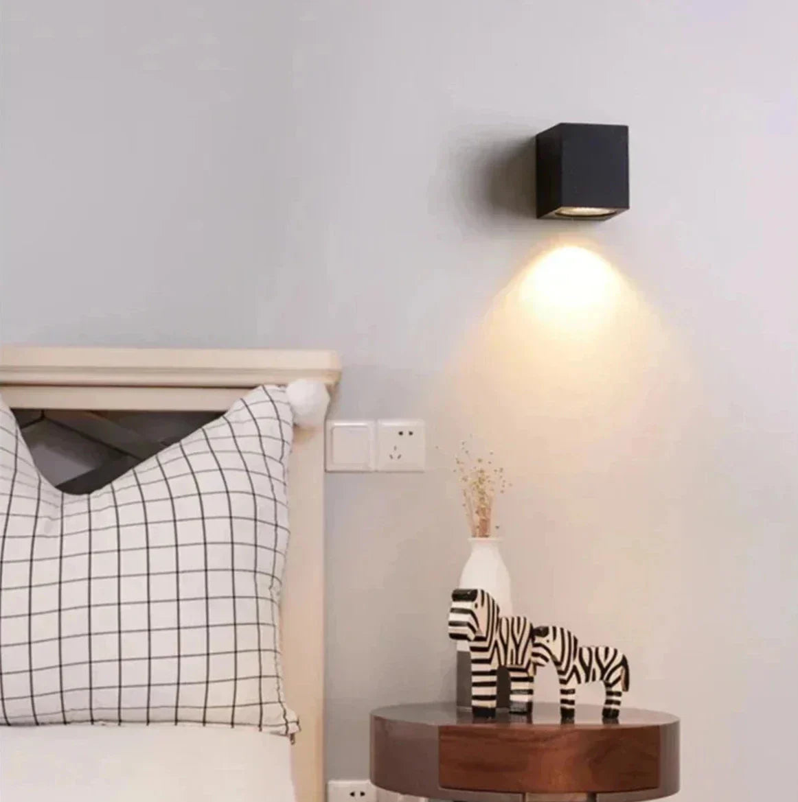 Moderne Buitenlamp Muur met LED Vierkant