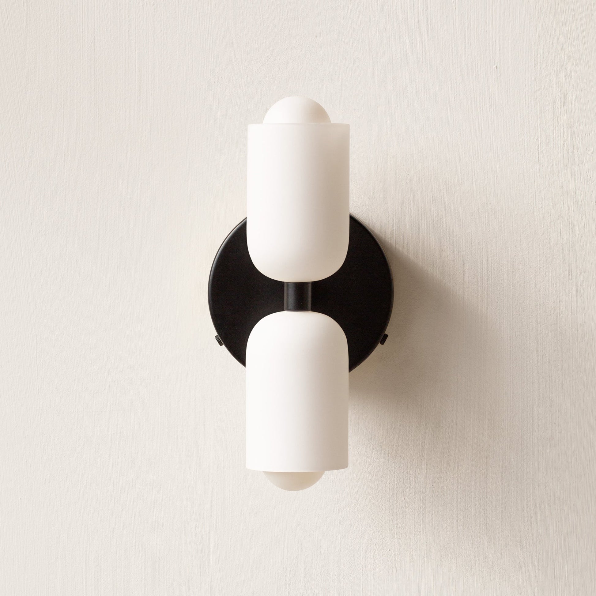 Elegante Wandlamp van Acrylaat met Warm Licht voor Binnen - Modern Muurlamp voor Woonkamer en Slaapkamer 8