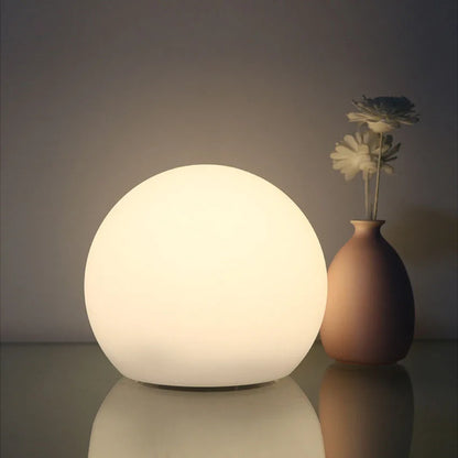Oplaadbare Tafellamp met 16 Kleuren en Draadloze Functionaliteit – LED AuraBall L - 20cm