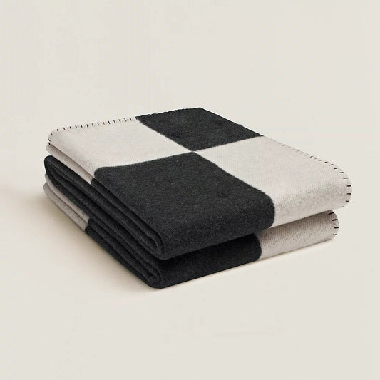 Luxe Dekbedovertrek van 70% Wol en 30% Kasjmier – Elegante Plaid voor Comfort en Warmte 0