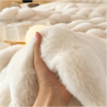 Luxe Fleece Deken 100x160cm – Fluffy Fleece Deken voor Comfort en Warmte Binnen en Buiten 3