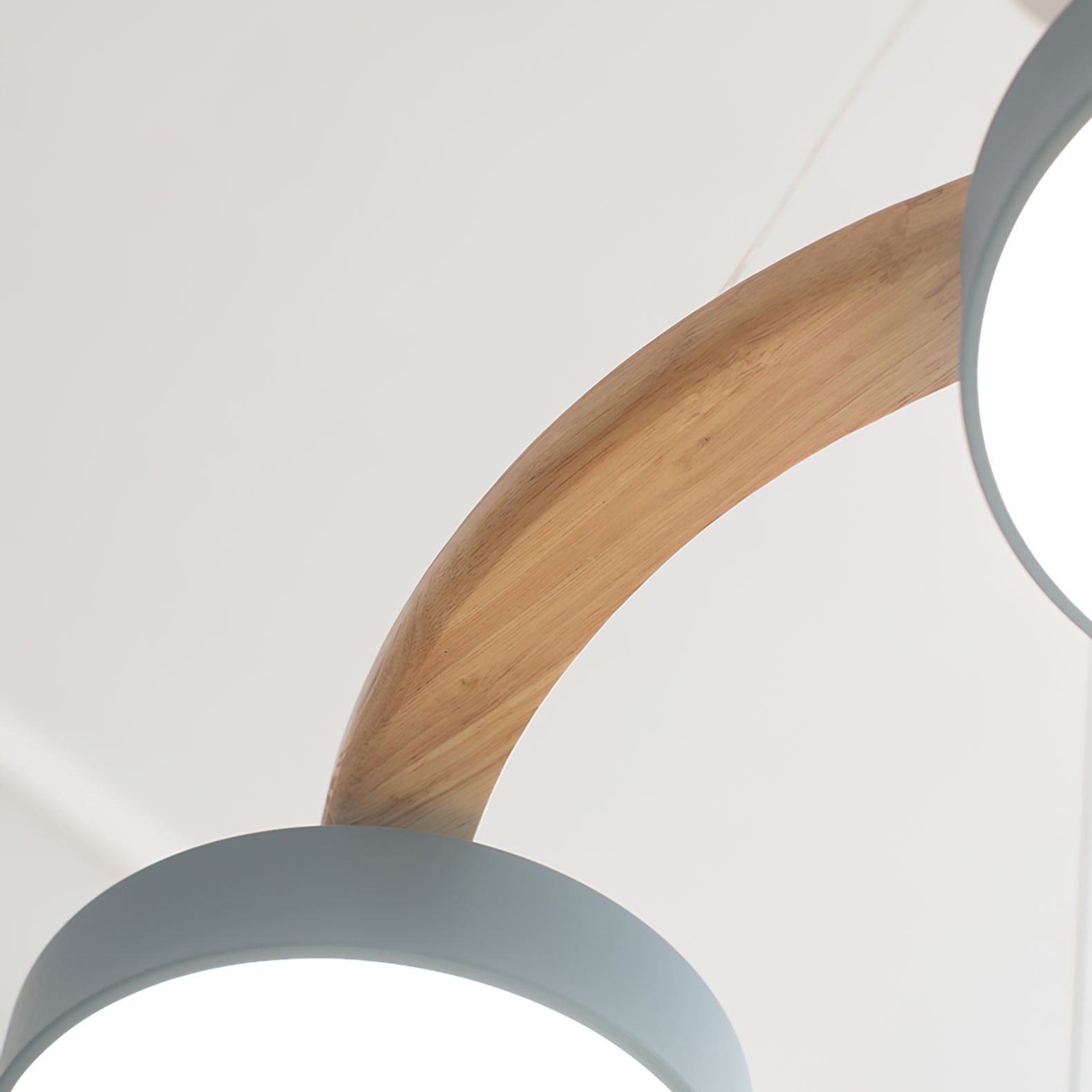 Moderne Kroonluchter van Hout met Vogelfiguren en LED Verlichting – Ronde Plafondlamp voor Woonkamer en Eetkamer 5
