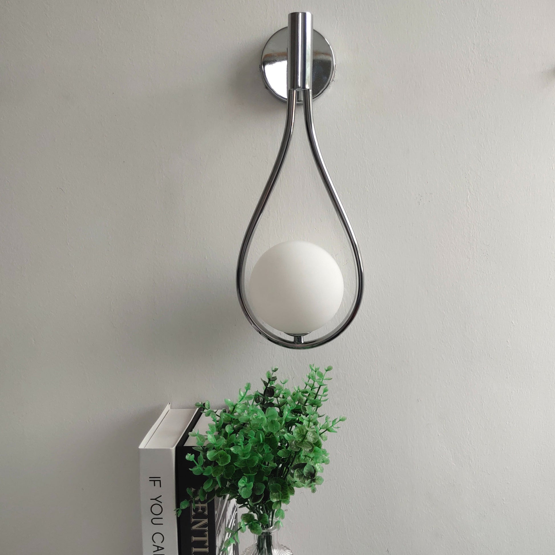 Moderne Wandlamp Zwart en Goud – Minimalistische Muurlamp voor Binnen met Stijl en Functionaliteit 2
