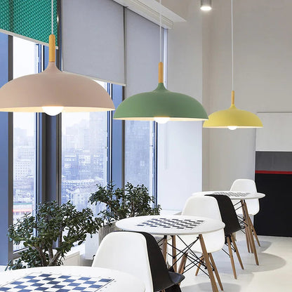 Scandinavische Plafondlamp van Eikenhout met Minimalistisch Ontwerp voor Sfeervolle Verlichting 1