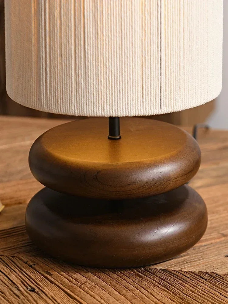 Boho Tafellamp met Organische Voet en Linnen Kap
