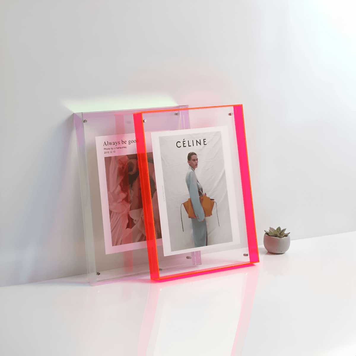 Transparante Fotolijst van Acryl met Minimalistisch Ontwerp en Vrijstaande Montage