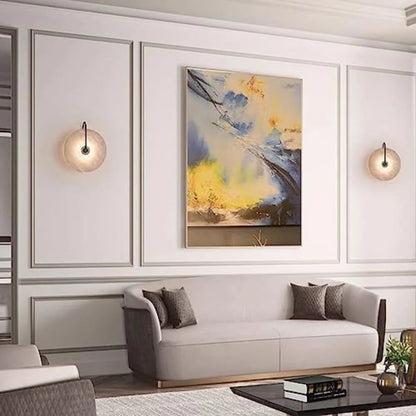 Sfeervolle Wandlamp met Albasten Kap en Elegante Boog