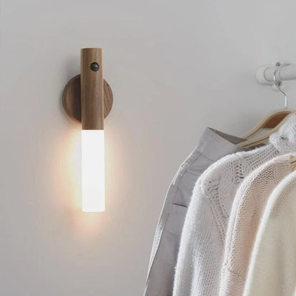 Set van 2 Wandlampen met Bewegingssensor en Houten Afwerking 2x Walnoot